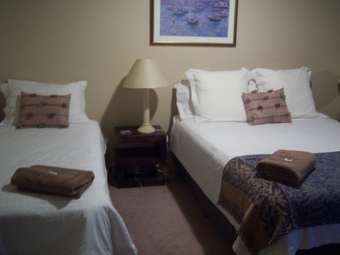 Scarborough - Oceanview 2 Bed, 2 Bathroom Apartment - Mackay Tourism 12