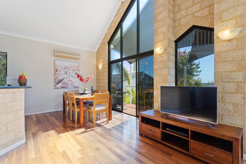 Swanview Ardross Shortstays - Mackay Tourism 5