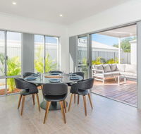 Karrinyup Waters Luxury House Rental - Mackay Tourism
