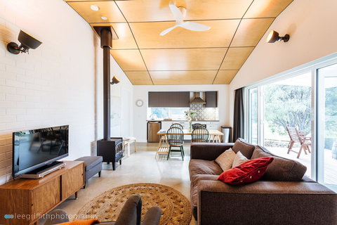 Stablebase - Mackay Tourism 8