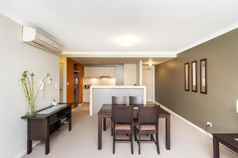 Subiaco Emporium Apartment - Mackay Tourism 17