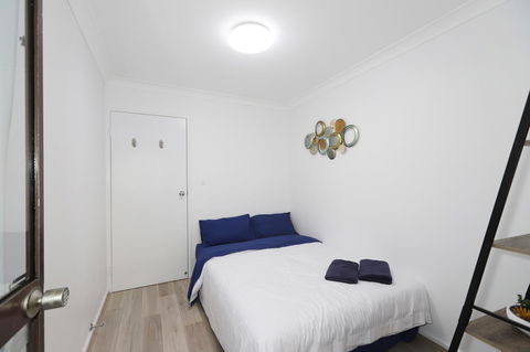 West Beach Lagoon 221 - Stylish Apartment! - Mackay Tourism 3