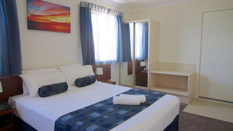 Pinnacles Edge Resort - Mackay Tourism 7
