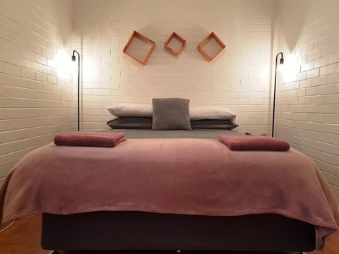 Fremantle Coastal Stay - 1 Bedroom Central Apartment - Mackay Tourism 4