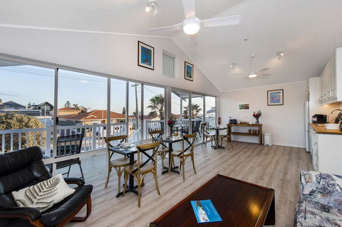 North Beach BnB - Mackay Tourism 6