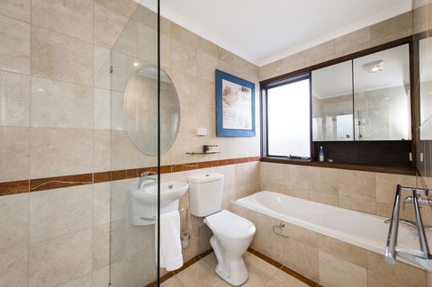 North Beach BnB - Mackay Tourism 17