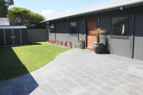 Bayside Luxury Escape Busselton - Mackay Tourism 0