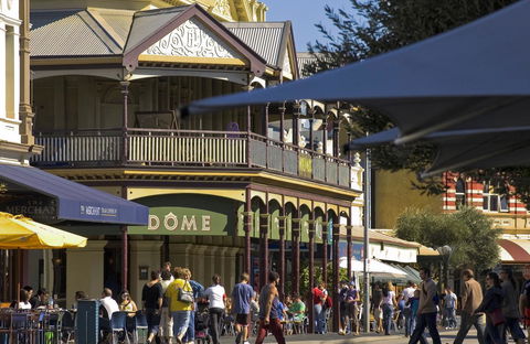 Studio 204 With Harbour, Ocean And Sunset Views From The Balcony - Mackay Tourism 29