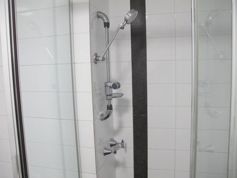 Studio 204 With Harbour, Ocean And Sunset Views From The Balcony - Mackay Tourism 22