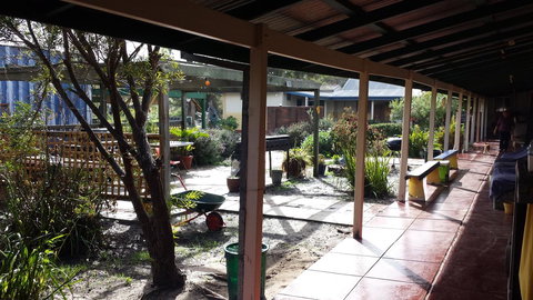 Esperance YHA - Mackay Tourism 22