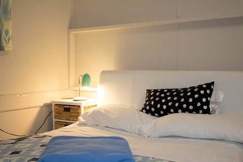 Esperance YHA - Mackay Tourism 17