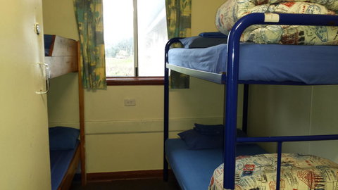 Esperance YHA - Mackay Tourism 15