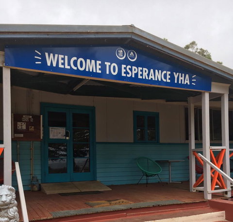 Esperance YHA - Mackay Tourism 12