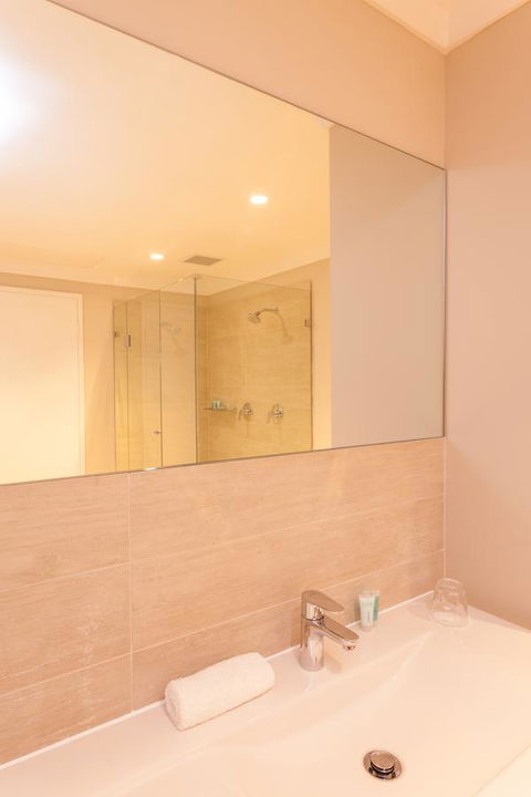 The Marina Hotel - Mindarie - Mackay Tourism 13