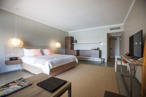 The Marina Hotel - Mindarie - Mackay Tourism 4
