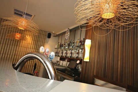 The Marina Hotel - Mindarie - Mackay Tourism 10