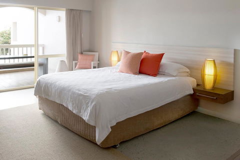 The Marina Hotel - Mindarie - Mackay Tourism 5