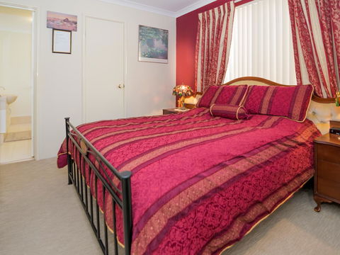 Ascot On Swan Bed & Breakfast - Mackay Tourism 2