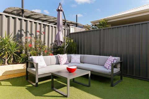 Perth Comfy Stays - Mackay Tourism 8