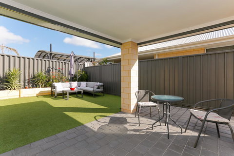 Perth Comfy Stays - Mackay Tourism 12