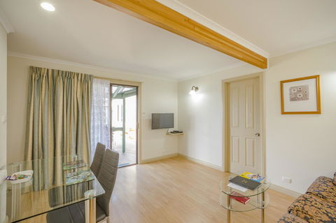 Queechy Motel - Mackay Tourism 26