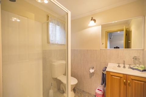 Queechy Motel - Mackay Tourism 1