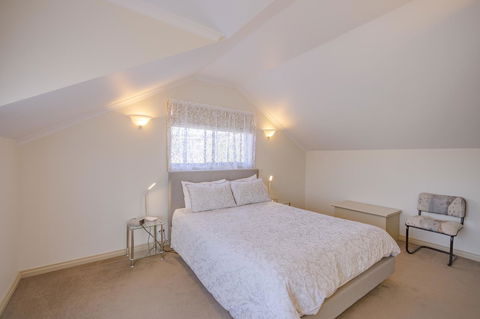 Queechy Motel - Mackay Tourism 23