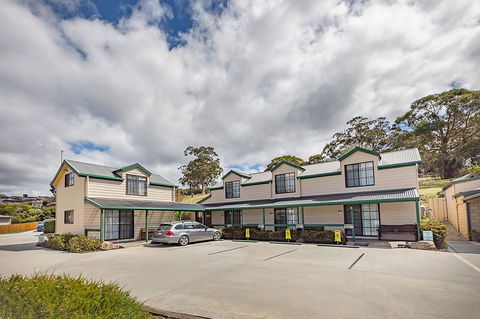 Queechy Motel - Mackay Tourism 0