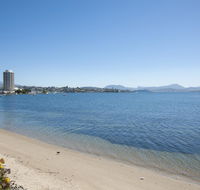 Sandy Bay Waterfront Home - Mackay Tourism
