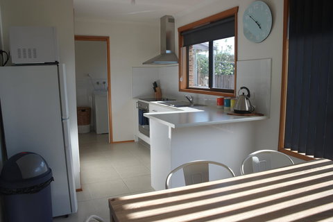 Modern 2 Bedroom Appartment - Mackay Tourism 2