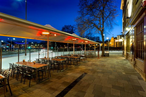 Customs House Hotel - Mackay Tourism 5