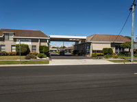 Barclay Motor Inn