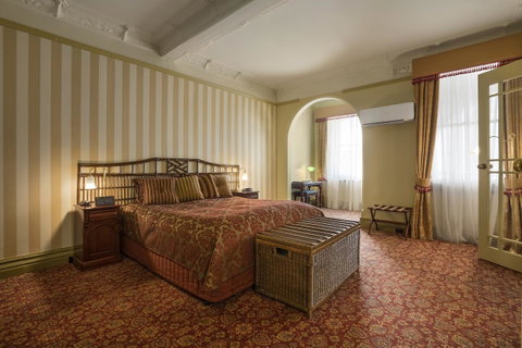 Hadley\'s Orient Hotel - Mackay Tourism 26