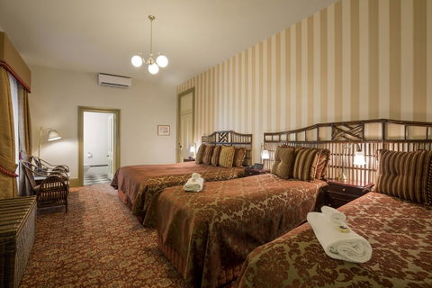 Hadley\'s Orient Hotel - Mackay Tourism 20