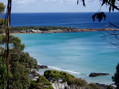 Seascape Beach House - Mackay Tourism 11