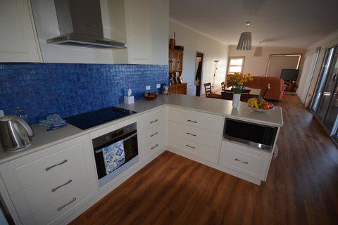 Seascape Beach House - Mackay Tourism 2