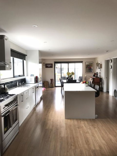 Georges Bay Apartments - Mackay Tourism 10