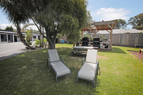 Georges Bay Apartments - Mackay Tourism 39