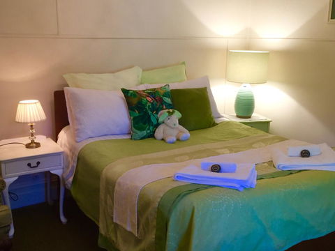 Wandering Geese Boutique Bed And Breakfast - Mackay Tourism 4