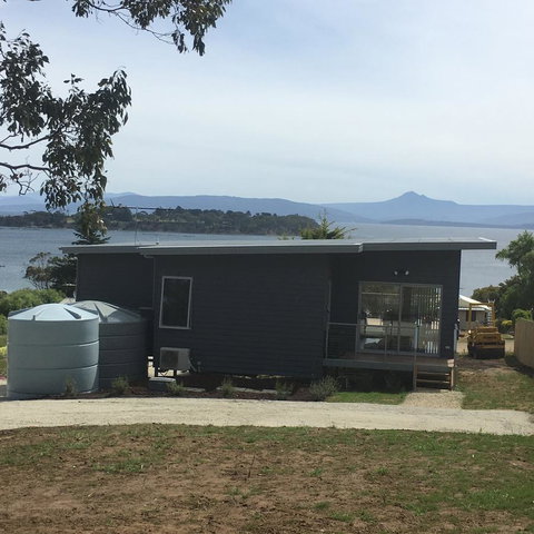 Couples Getaway On Bruny Island - Mackay Tourism 18