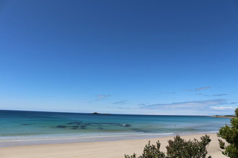 Sisters Beach Paradise - Mackay Tourism 4
