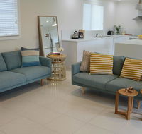 Sisters Beach Paradise - Mackay Tourism