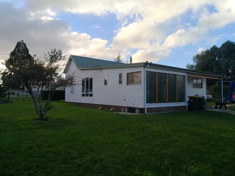 Grace Cottage - Mackay Tourism 9