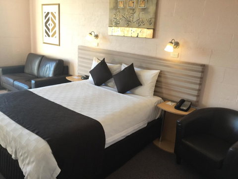 Balmoral On York - Mackay Tourism 21