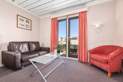 Balmoral On York - Mackay Tourism 1