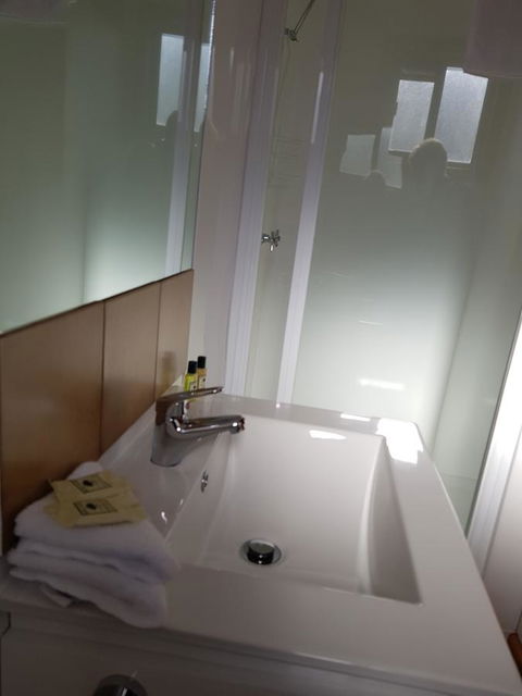 Blue Seas Holiday Villas - Mackay Tourism 18