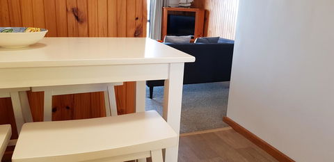 Blue Seas Holiday Villas - Mackay Tourism 14