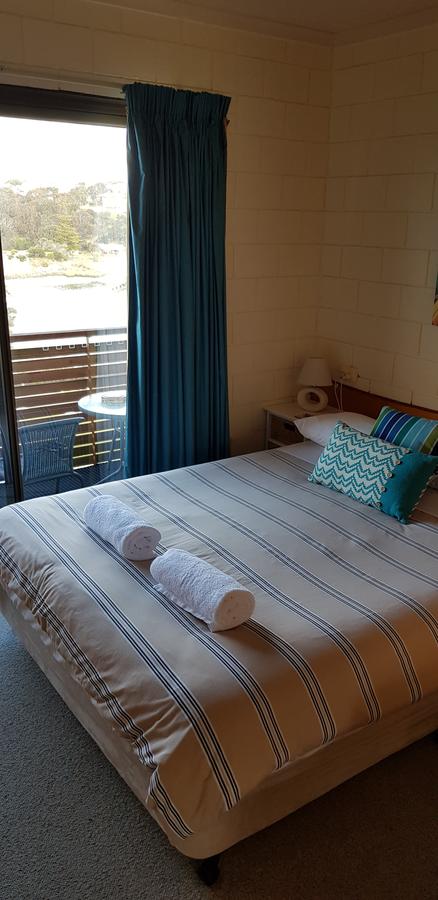 Blue Seas Holiday Villas - Mackay Tourism 27