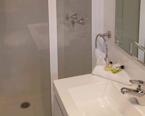 Blue Seas Holiday Villas - Mackay Tourism 19