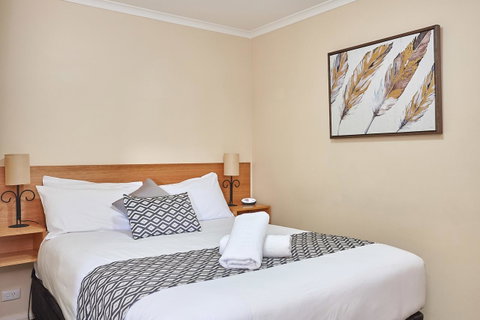 Elphin Serviced Apartments - Mackay Tourism 4